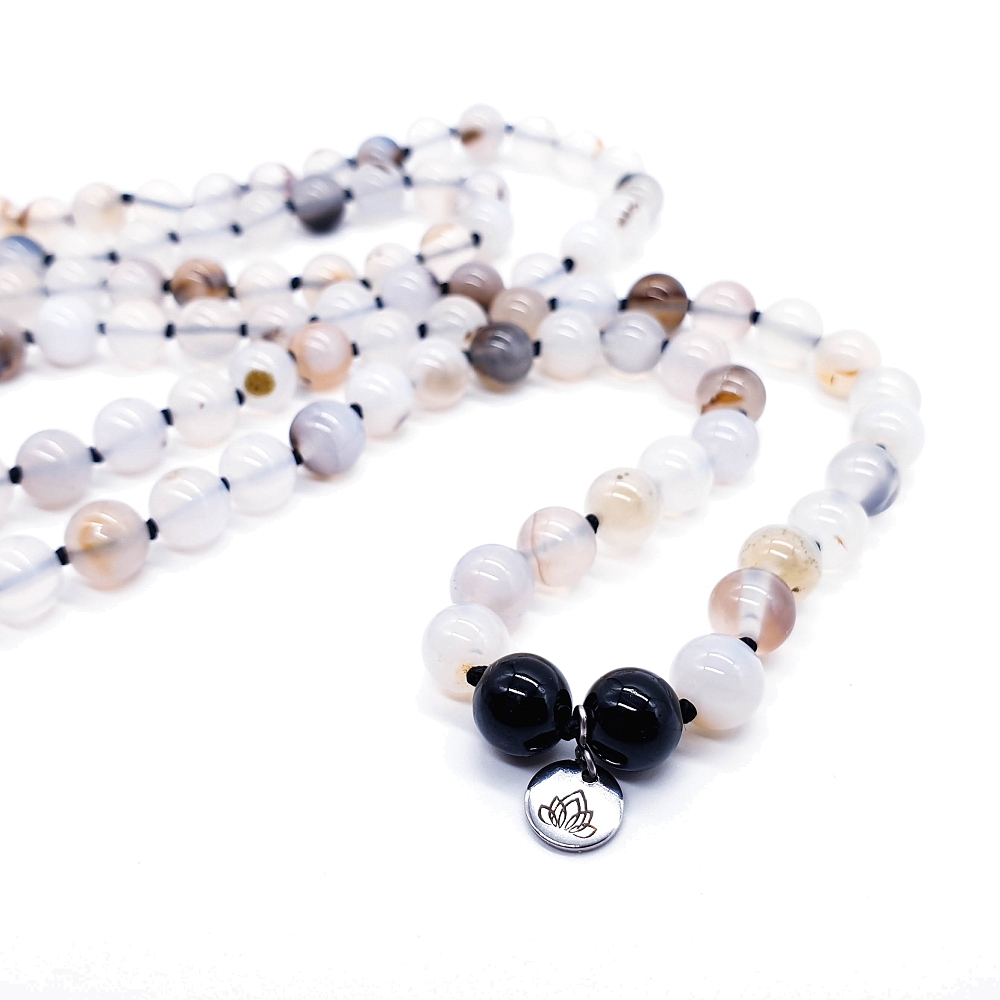 Bílý achát a turmalín 8 mm - Japa Mála náhrdelník - Obrázek 4