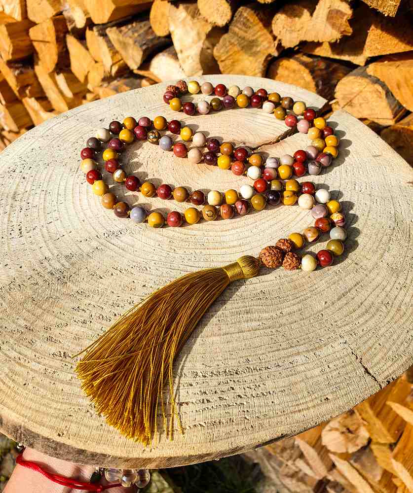 Jaspis mookait, rudraksha 8 mm - Japa Mála náhrdelník