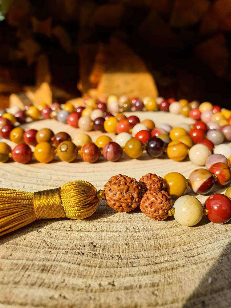 Jaspis mookait, rudraksha 8 mm - Japa Mála náhrdelník - Obrázek 3
