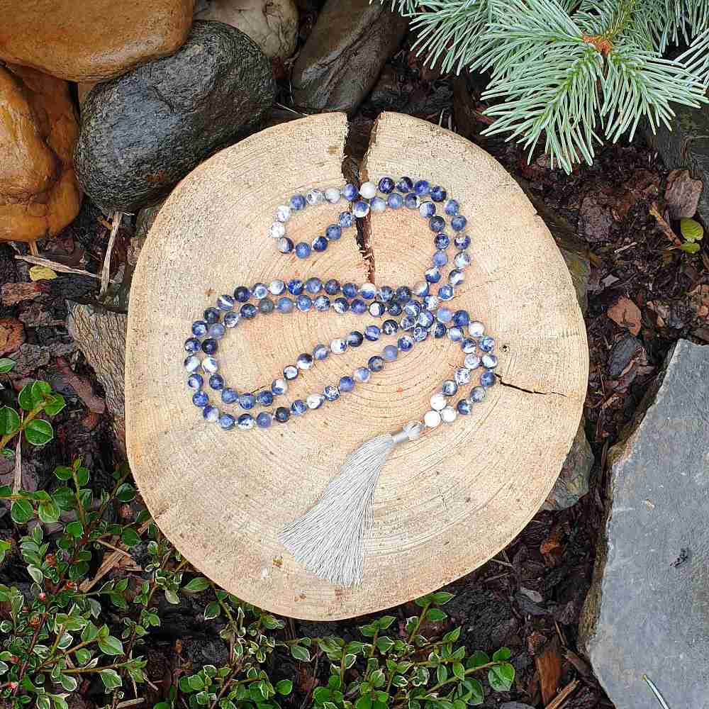 Sodalit, magnezit 8 mm - Japa Mála náhrdelník