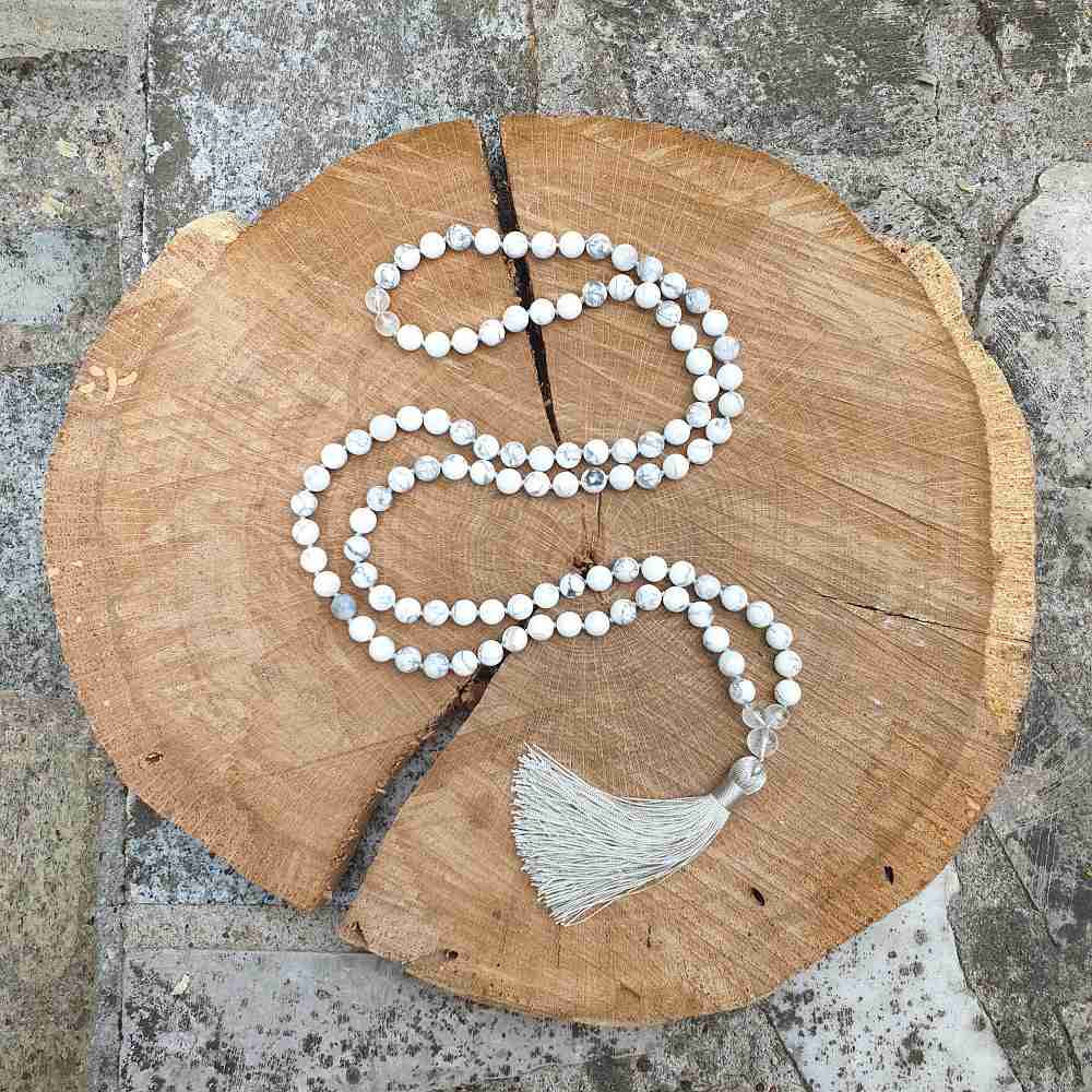 Magnezit, křišťál 8 mm - Japa Mála náhrdelník