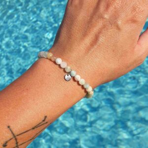 Morganit fazetovaný 6 mm - náramek